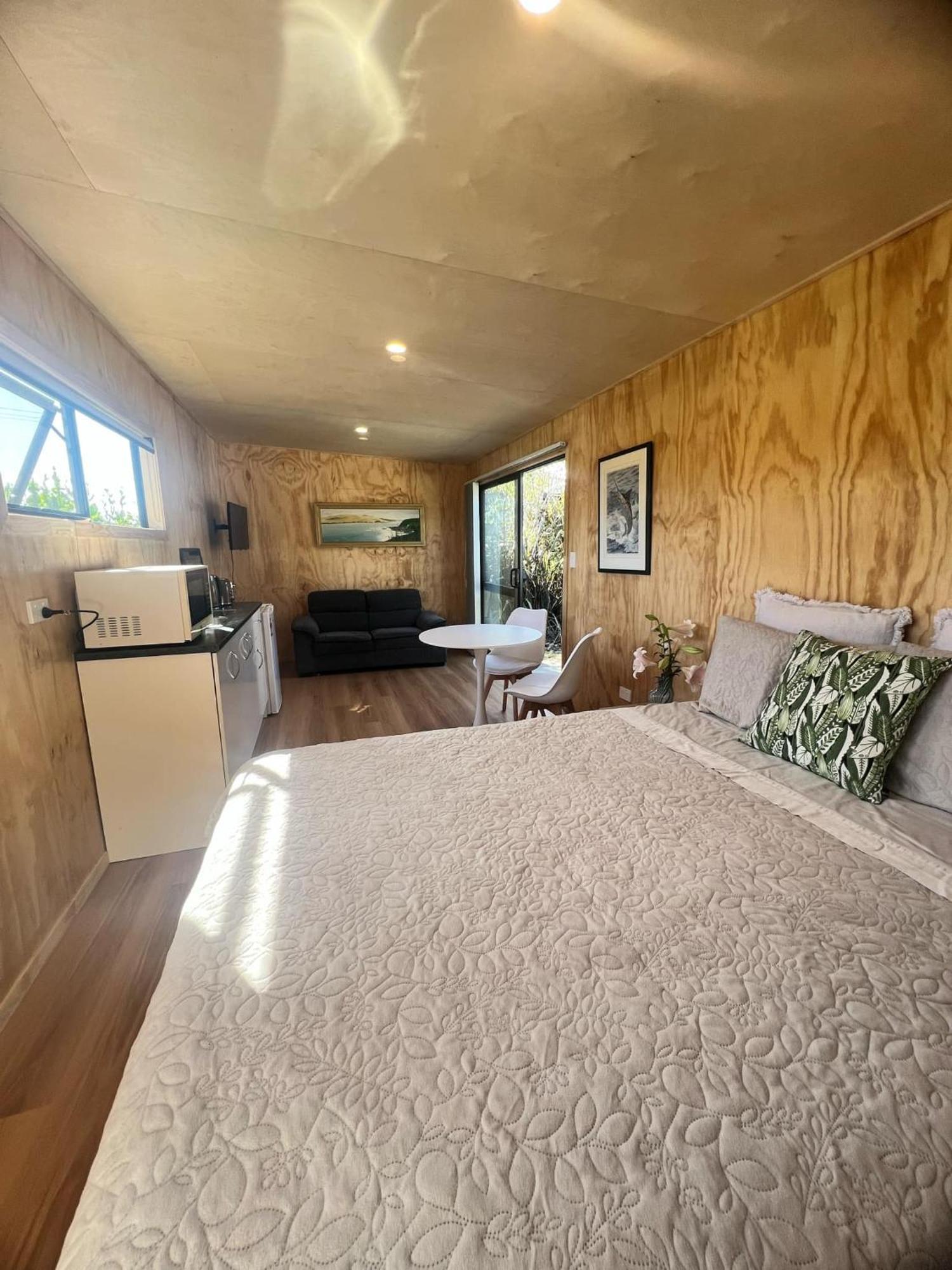 Mangawhai Room And Studio Dış mekan fotoğraf